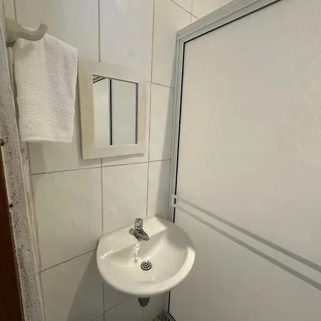 Emiliano Habitación en casa particular